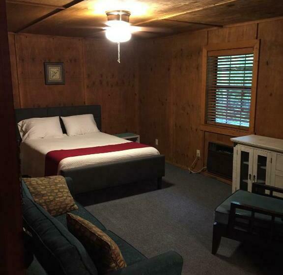 Номер Стандарт, The Sugar Creek Retreat