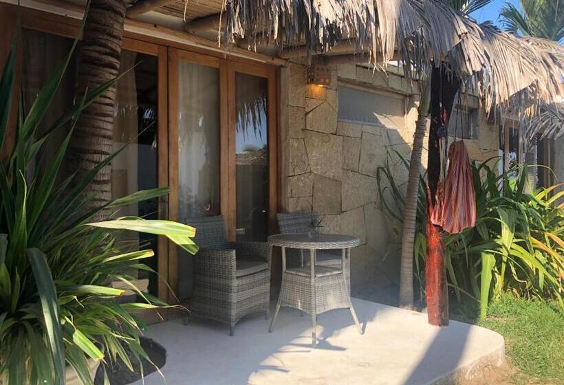 اتاق اساندارد با چشم‌انداز جانبی به دریا, Los Cocos De Vichayito