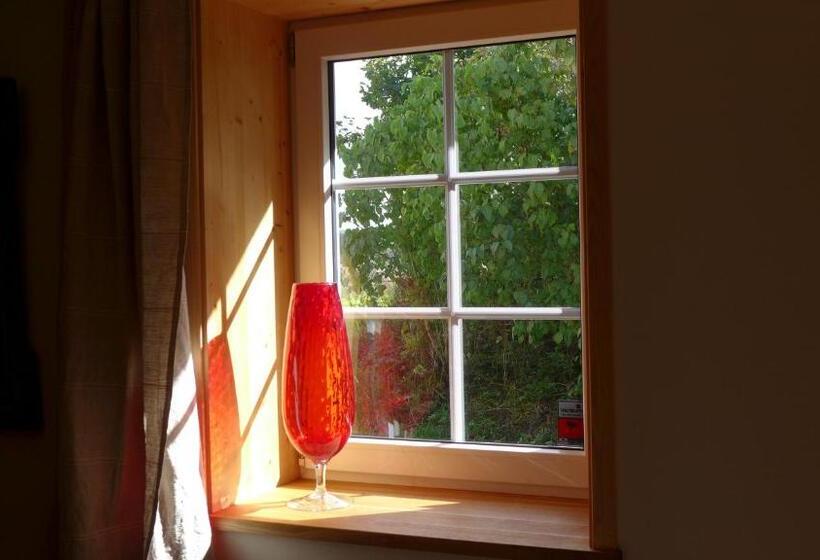 سوییت, Lilla Trulla Gårdshotell   Feels Like Home
