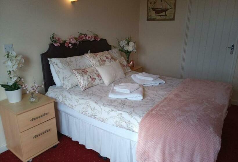 Номер Superior, Fox And Hounds Country Inn