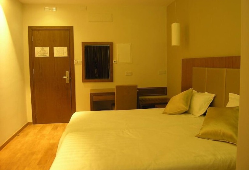 스탠다드 룸, Livadia Hotel Kyperounta