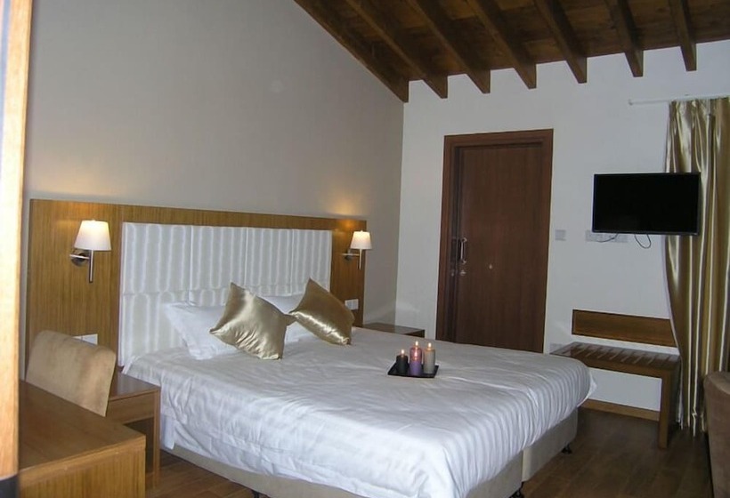 이그제큐티브 스위트, Livadia Hotel Kyperounta
