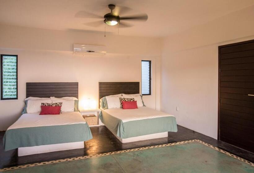 수피리어 스위트, Manta Raya Hotel   Right On The Beach