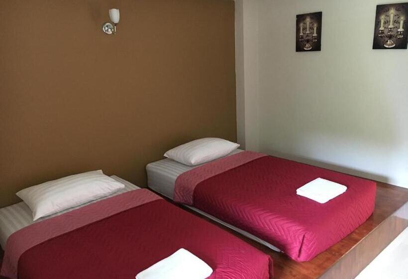 اتاق اکونومی, Yellow House Rayong