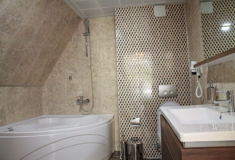 Трехместный Номер Deluxe, Green Valley Savsat