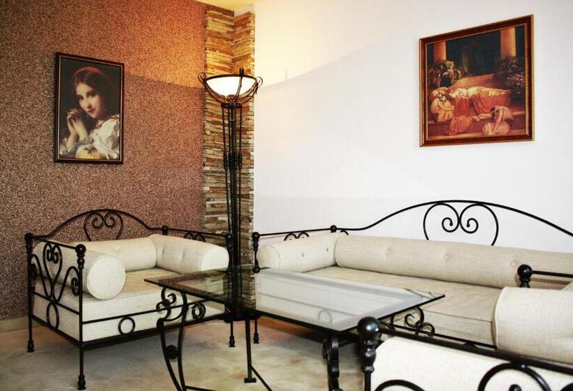 Люкс с Балконом, Villa Verde