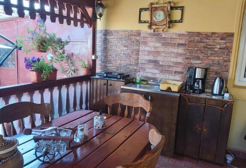 خانه 2 خوابه, Casa Dana
