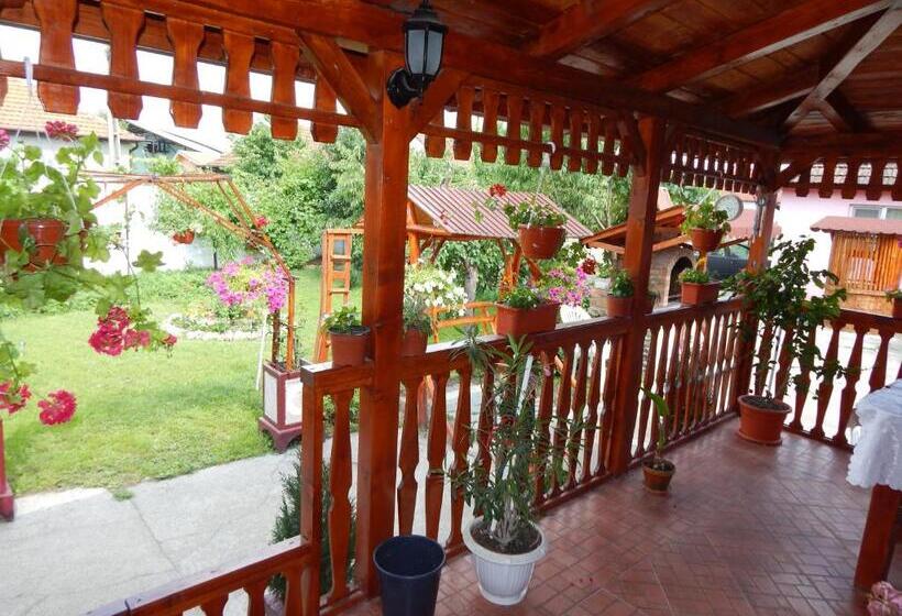 خانه 2 خوابه, Casa Dana