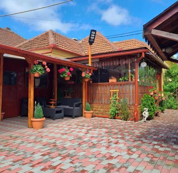 خانه 2 خوابه, Casa Dana