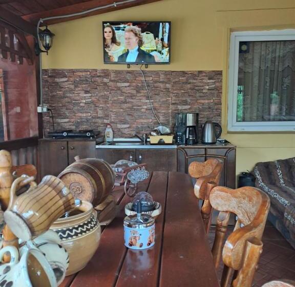 خانه 2 خوابه, Casa Dana