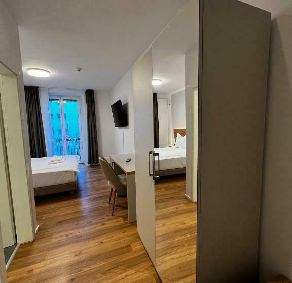 Номер Стандарт с Балконом, Smartroom Hotel Rössli Hunzenschwil