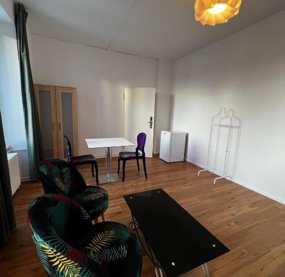 Номер Стандарт Индивидуальный, Smartroom Hotel Rössli Hunzenschwil
