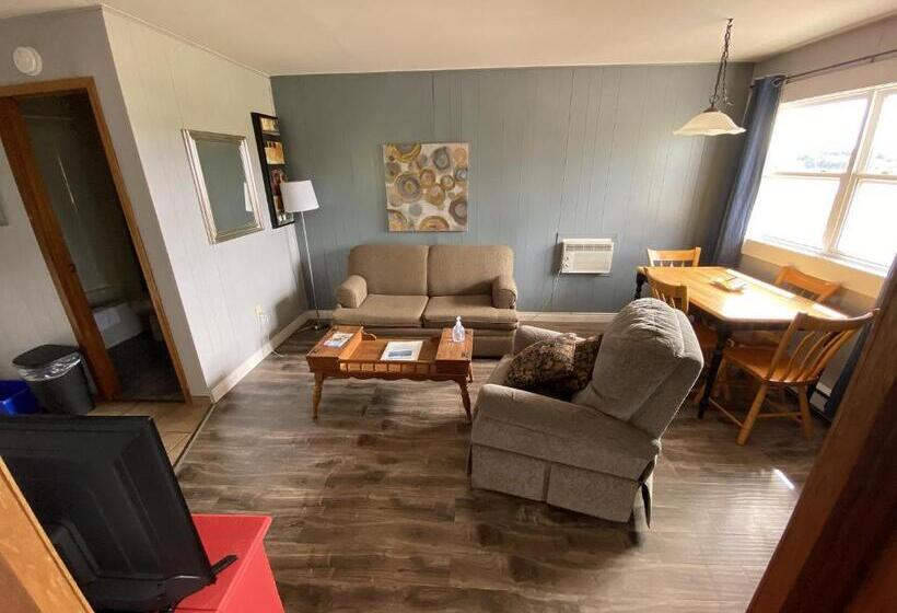 ２ベッドルームハウス, The Pines Motel And Cottages