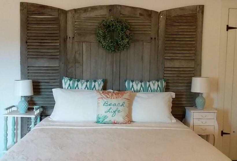スイート, La Grange De Gournay