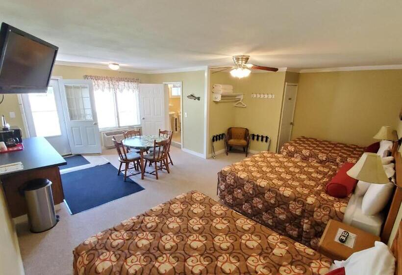 Quarto Triplo Estandar, Honor Motel