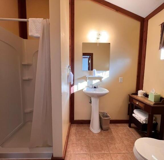 Quarto Triplo Estandar, Honor Motel