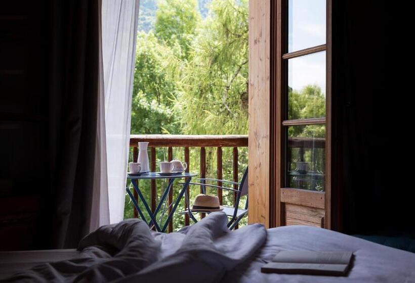 Номер Стандарт Вид на Сад, Auberge Le Moulin De Léré Restaurant Frédéric Molina 1 étoile