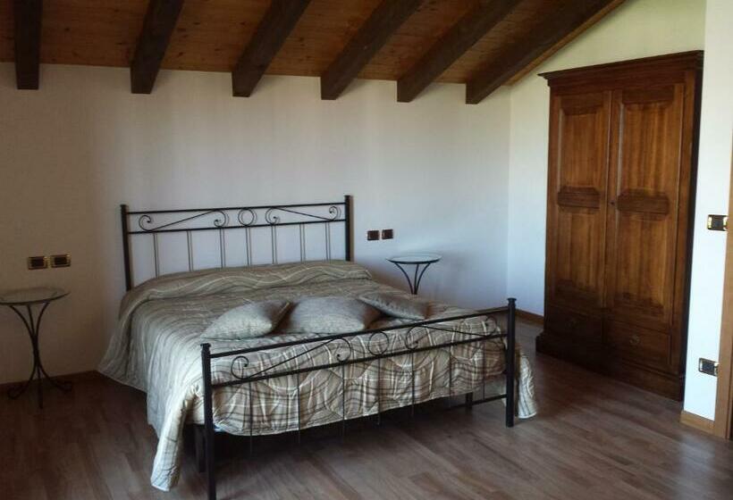 Quarto Triplo Estandar, Farmstay Alloggio Cort Di Branc