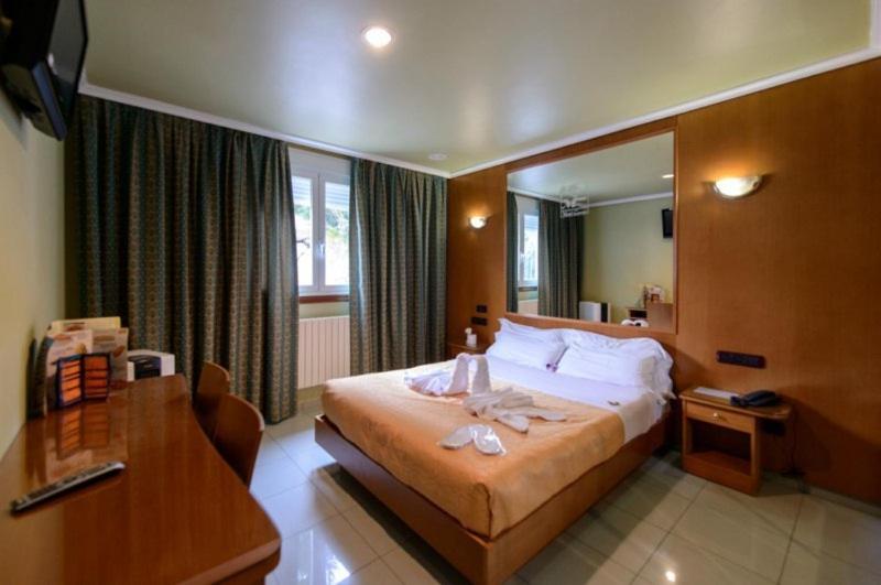 스탠다드 룸, Motel Cancun Barbadas Ourense