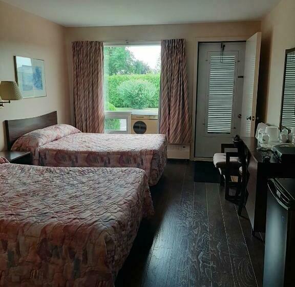 Номер Стандарт 2 Двуспальные Кровати, Motel Vaudreuil