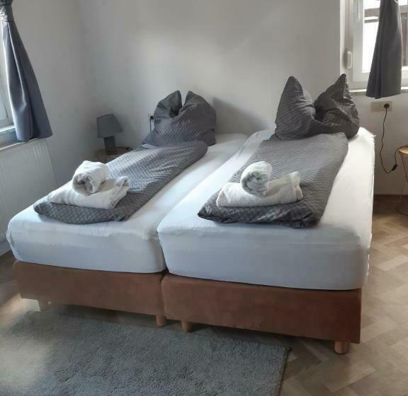 スタンダードルーム, Weingut Und Gästehaus Vongerichten