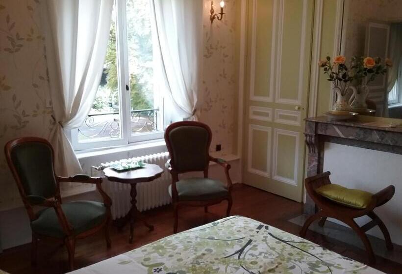 Номер Стандарт Вид на Сад, Château Des Marronniers