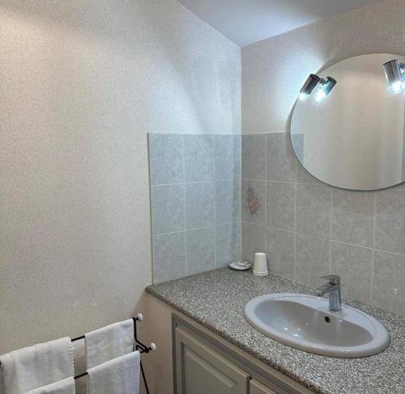 Трехместный Номер Комфорт, Chambres D Hôtes Du Puy D Anché