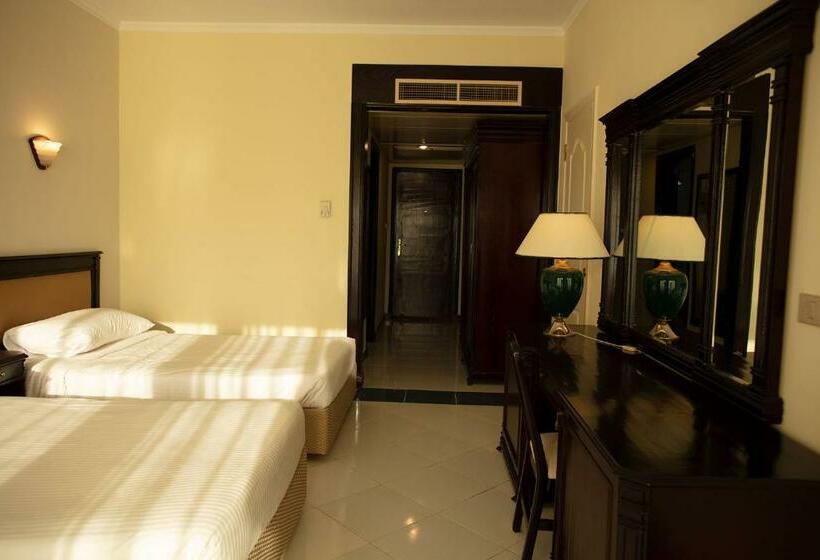 اتاق استاندارد با چشم‌انداز باغ, Grand Oasis Resort