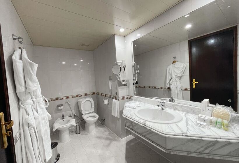 اتاق استاندارد با چشم‌انداز باغ, Grand Oasis Resort