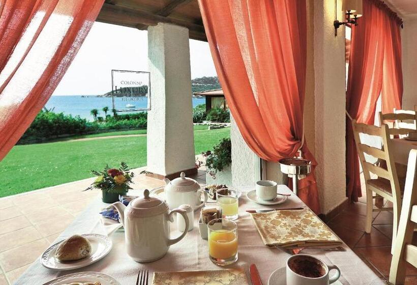 スーペリアトリプルルーム, Colonna Grand Hotel Capo Testa, A Colonna Luxury Beach Hotel, Santa Teresa Sardegna