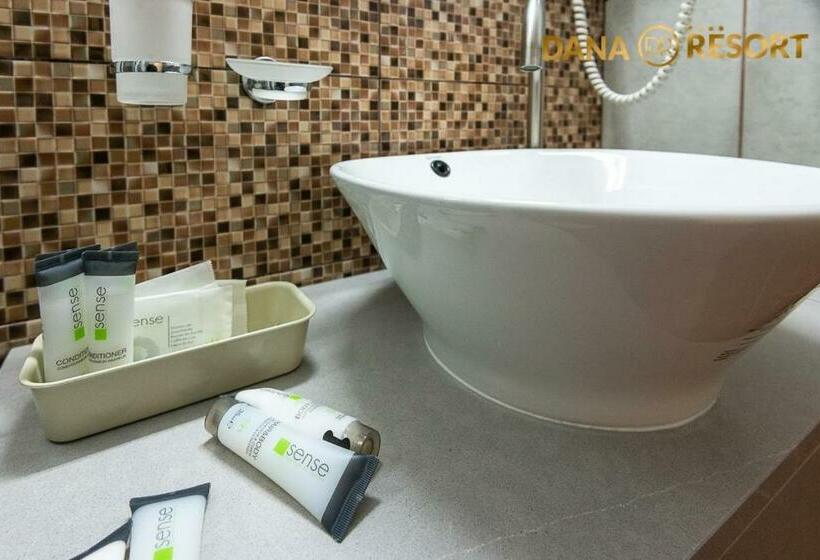 اتاق استاندارد با بالکن, Dana Resort
