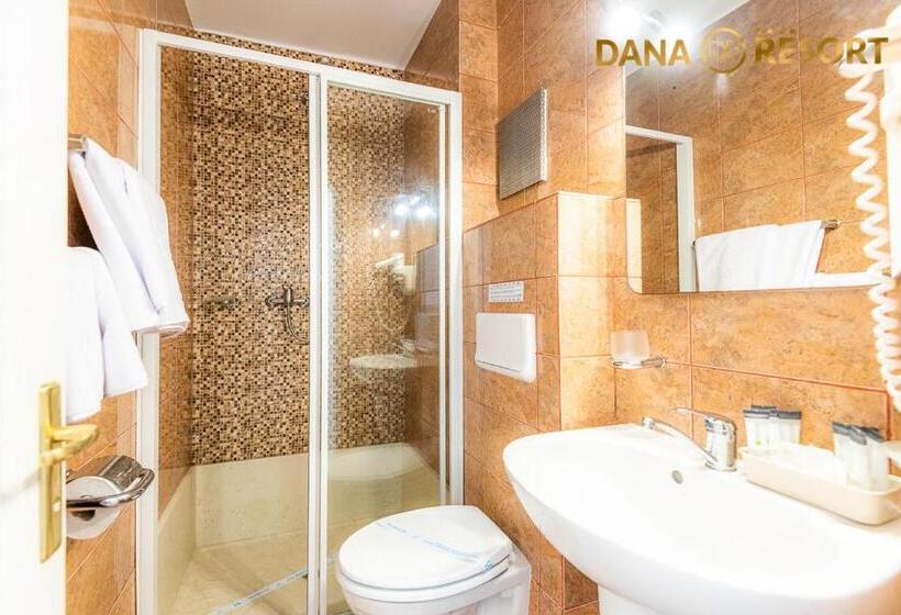 标准间带阳台, Dana Resort