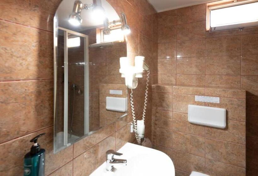 اتاق اکونومی, Dana Resort