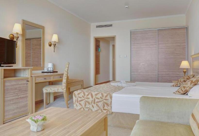一楼标准间, Dit Majestic Beach Resort