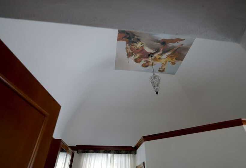 اتاق لوکس, Foresteria Baglio Della Luna