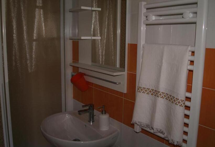 Номер Стандарт с Балконом, B&b Mamma Elena