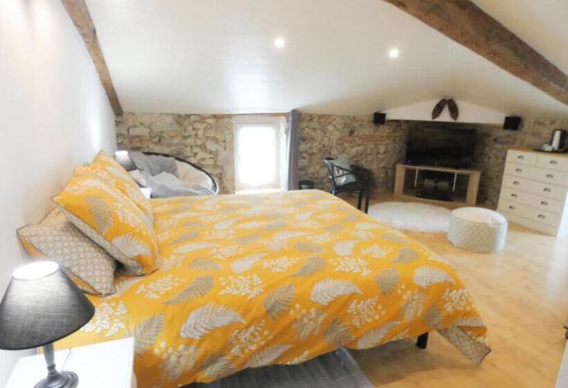 Семейный Номер, Domaine De Poumatan