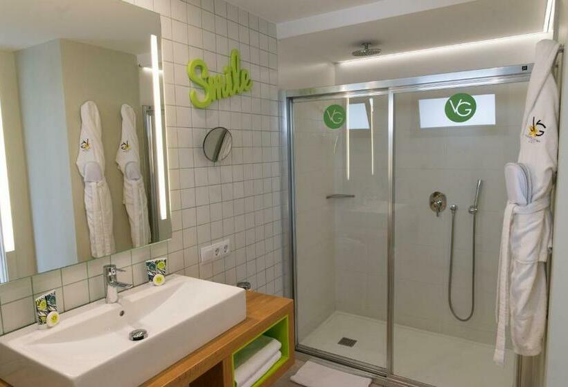 Полулюкс, Vanilla Garden Boutique Hotel   Adults Only
