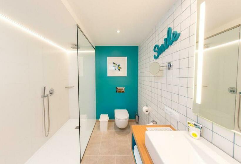 Номер Стандарт Вид на Бассейн, Vanilla Garden Boutique Hotel   Adults Only