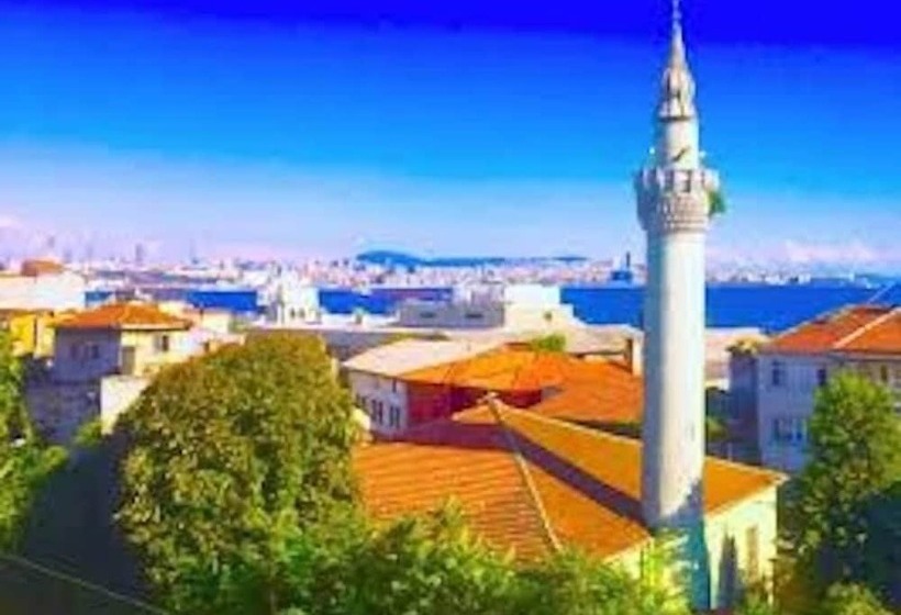 اتاق لوکس با چشم‌انداز دریا, Naz Wooden House Inn