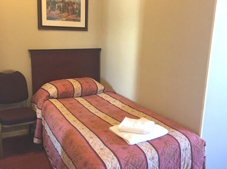 اتاق استاندارد سه نفره, Ben Nevis Hotel & Leisure Club