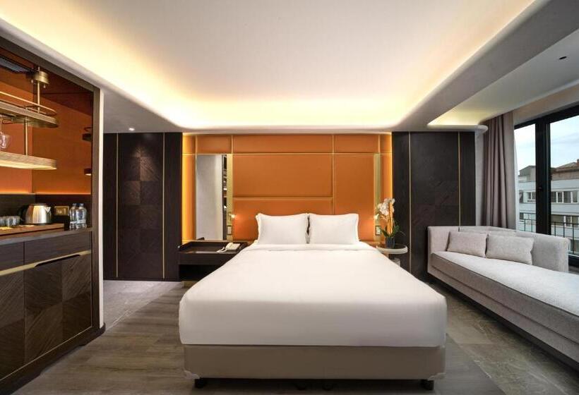 オーシャンビュージュニアスイート, Bentley Hotel Bosphorus   Special Class