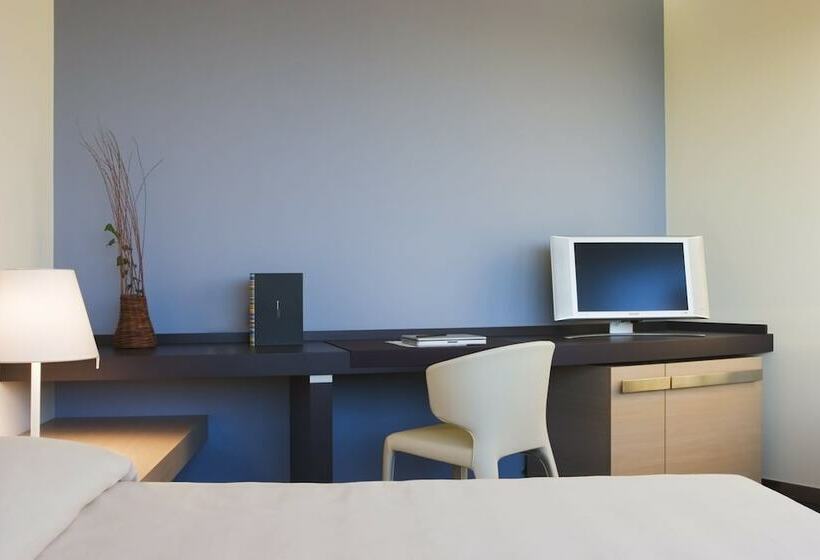 Номер Deluxe, Unahotels T Hotel Cagliari