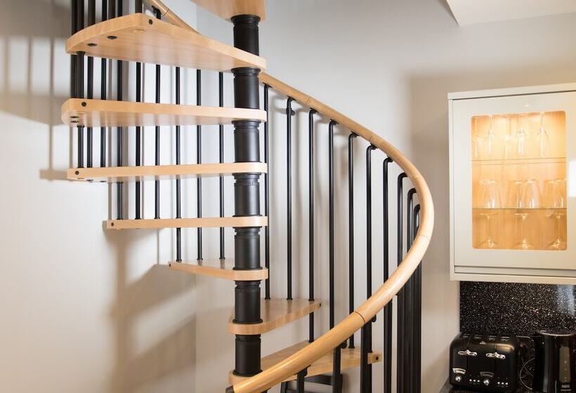 Апартаменты Deluxe 2 Спальни, The Glenmoriston Townhouse