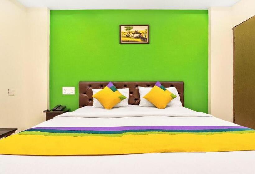 اتاق استاندارد, Itsy Hotels Carnival Inn