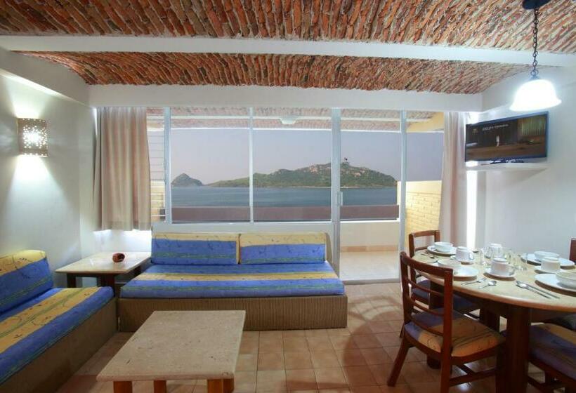 سوییت با چشم‌انداز دریا, Las Flores Beach Resort