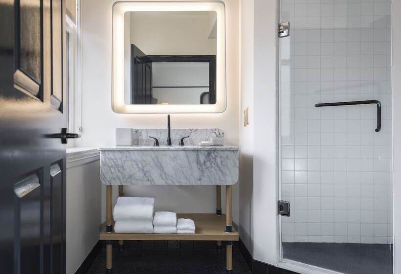 Suite Junior, Hu Hotel Memphis