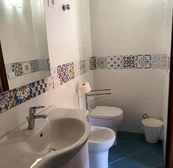 Четырехместный Номер Стандарт, B&b Kamaraton