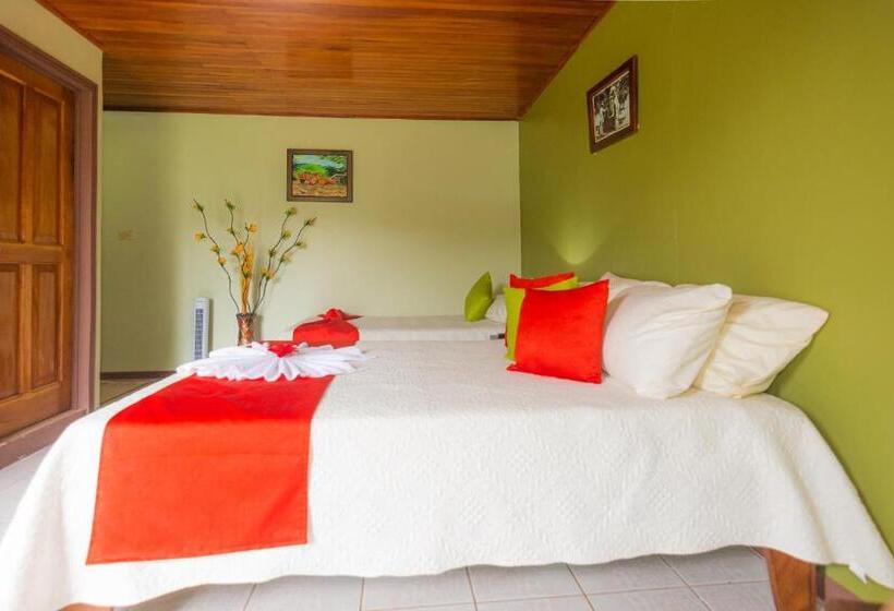 스탠다드 트리플 룸, Nafre House B&b Monteverde
