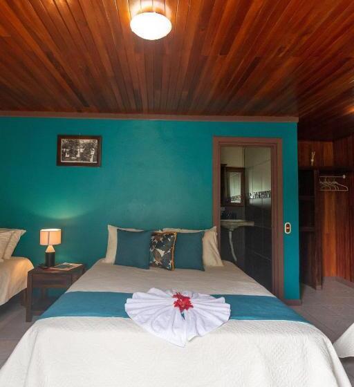스탠다드 트리플 룸, Nafre House B&b Monteverde